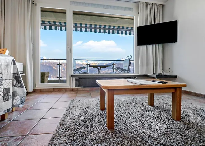 A - Avec Magnifique Vue Sur La Vallee *